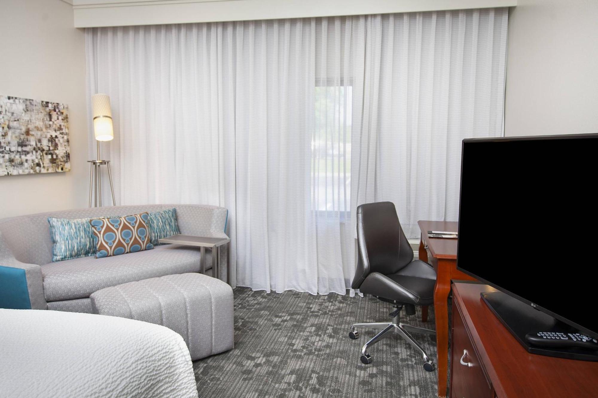 מלון Courtyard By Marriott ולדוסטה מראה חיצוני תמונה