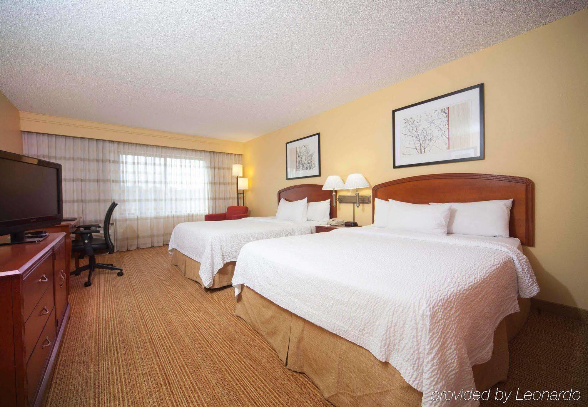 מלון Courtyard By Marriott ולדוסטה מראה חיצוני תמונה